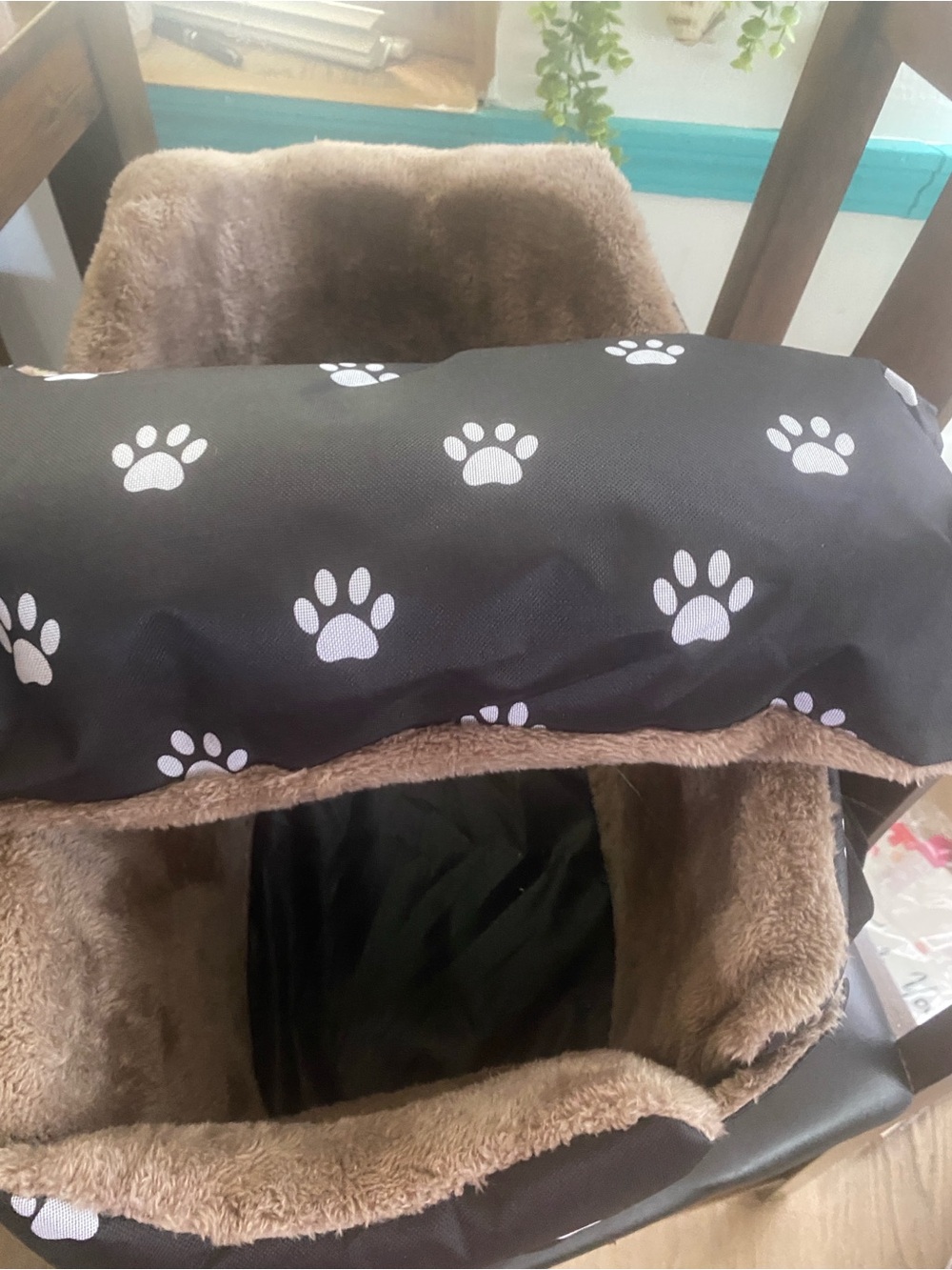 Pet Safety Bed for Car Plush Brown Pet Carrier Bed - Cozy Dog Crate Insert - Picture 6 of 7